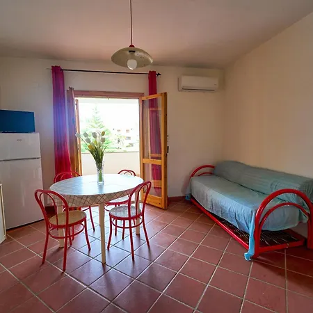 Casa Vacanze Lux By White Aparthotel