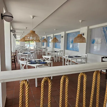 Casa Vacanze Lux By White Aparthotel